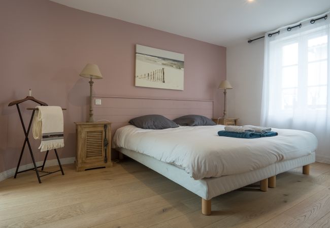 Villa in La Flotte - Villa Sylvabelle Villa in La Flotte - Villa Sylvabelle