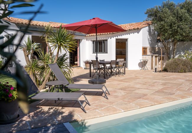 Villa in La Flotte - Villa Sylvabelle Villa in La Flotte - Villa Sylvabelle