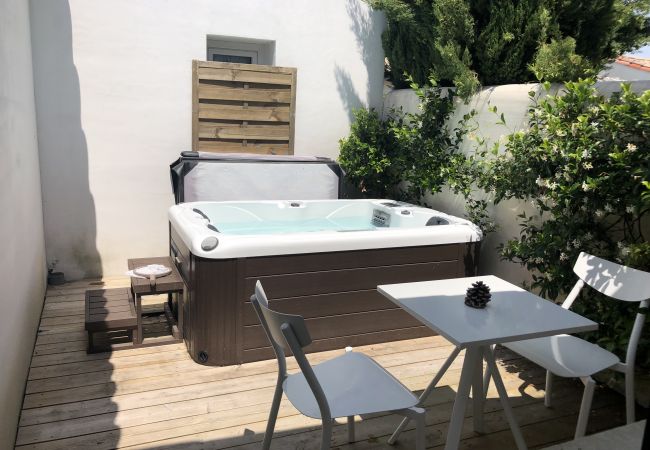 Villa in Rivedoux-Plage - Domaine Rose Trémière Villa in Rivedoux-Plage - Domaine Rose Trémière