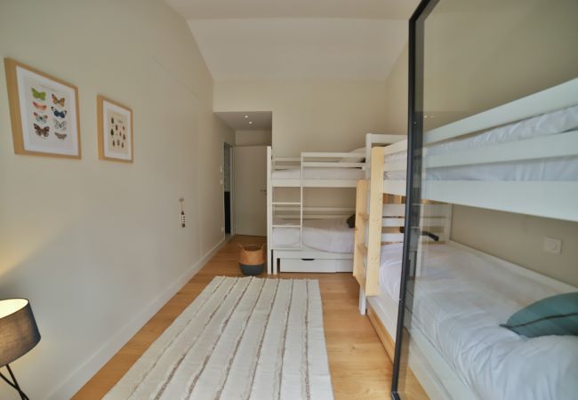 Children's room with four bunk beds