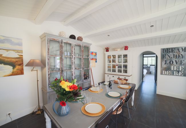 Dining room with large table and chairs