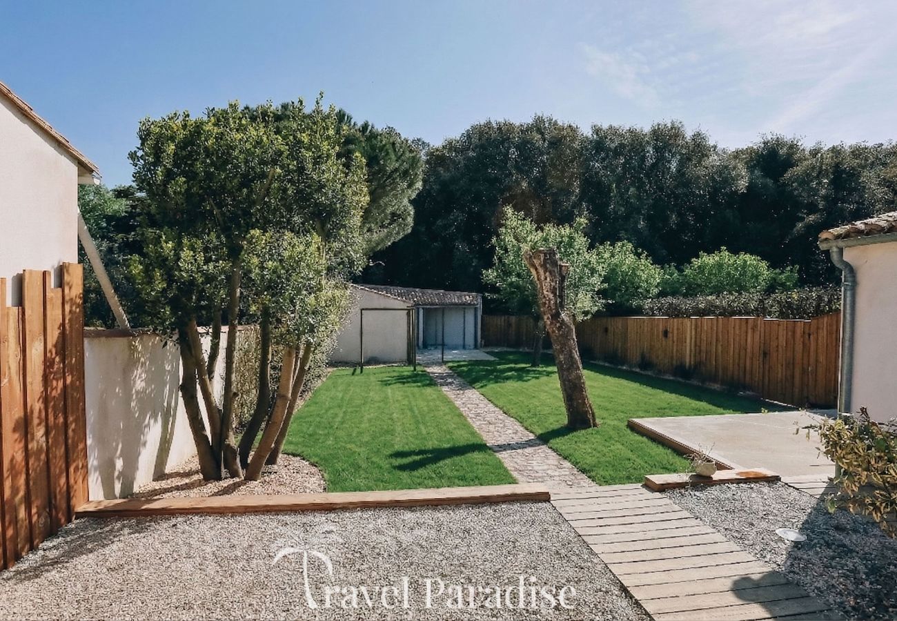 Villa in Rivedoux-Plage - Villa Green Oaks