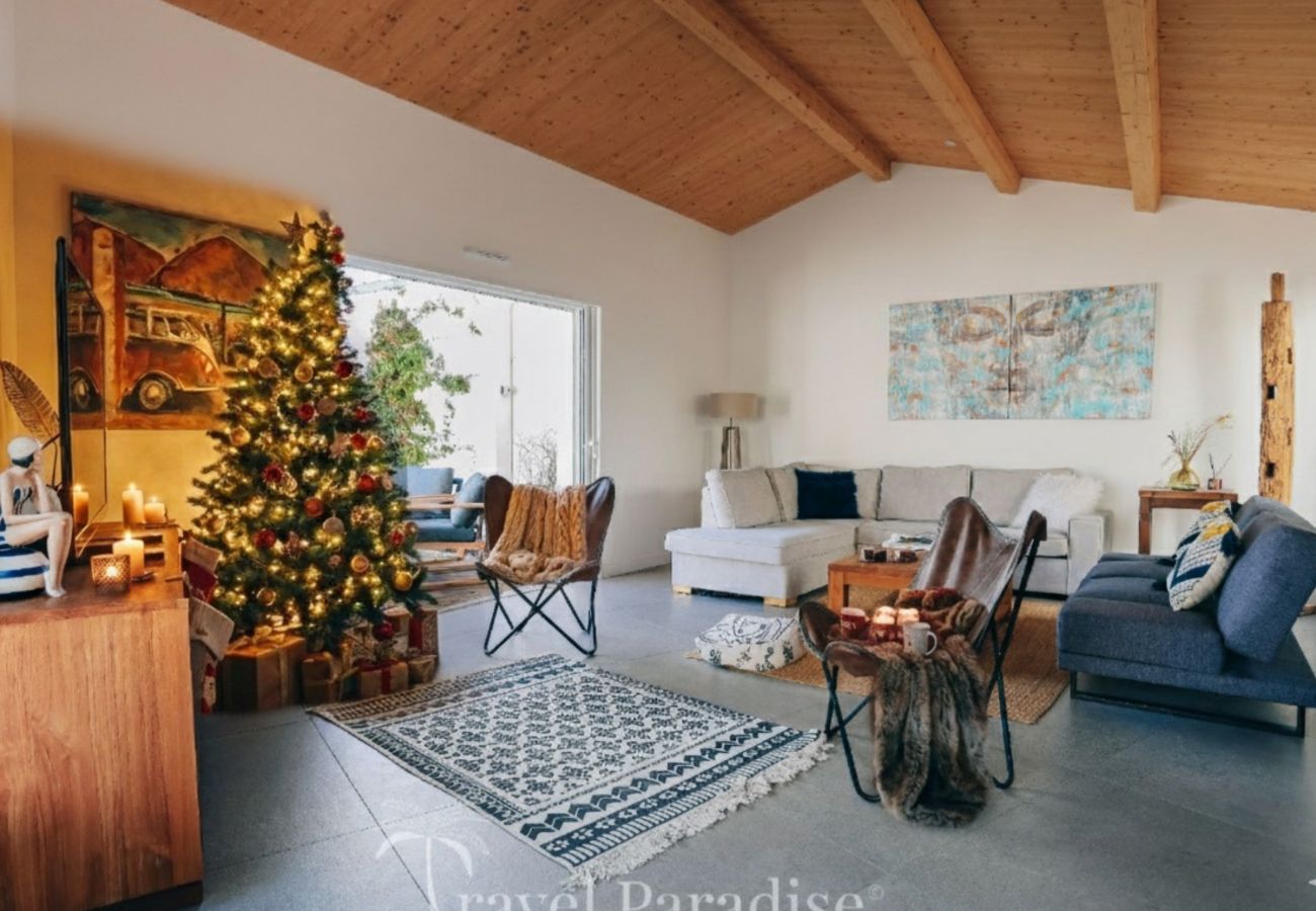 Villa in Rivedoux-Plage - Villa Blanche