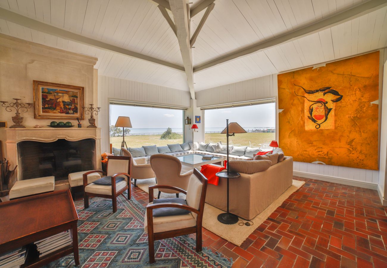 Villa in La Flotte - Le Clos