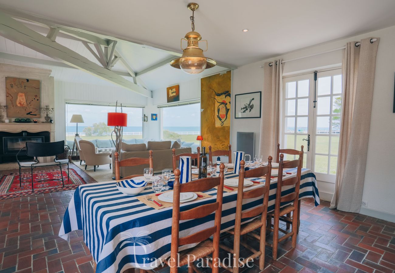 Villa in La Flotte - Le Clos