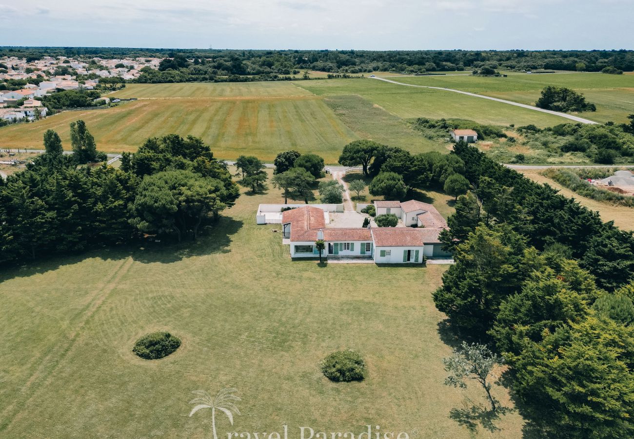 Villa in La Flotte - Le Clos