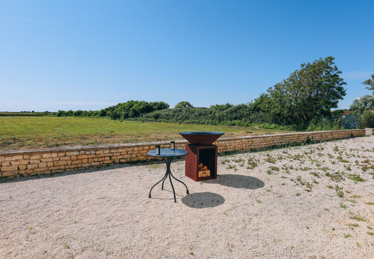 Villa in Loix - Domaine des Tours