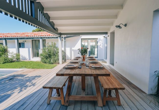 Villa in Le Bois-Plage-en-Ré - Villa Blue Villa in Le Bois-Plage-en-Ré - Villa Blue
