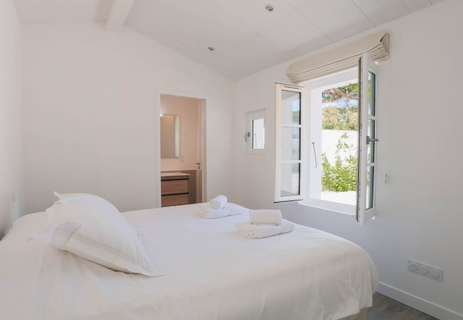 Villa in Le Bois-Plage-en-Ré - Domaine Blueberry Villa in Le Bois-Plage-en-Ré - Domaine Blueberry