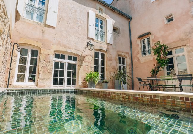 Location avec piscine spa privée