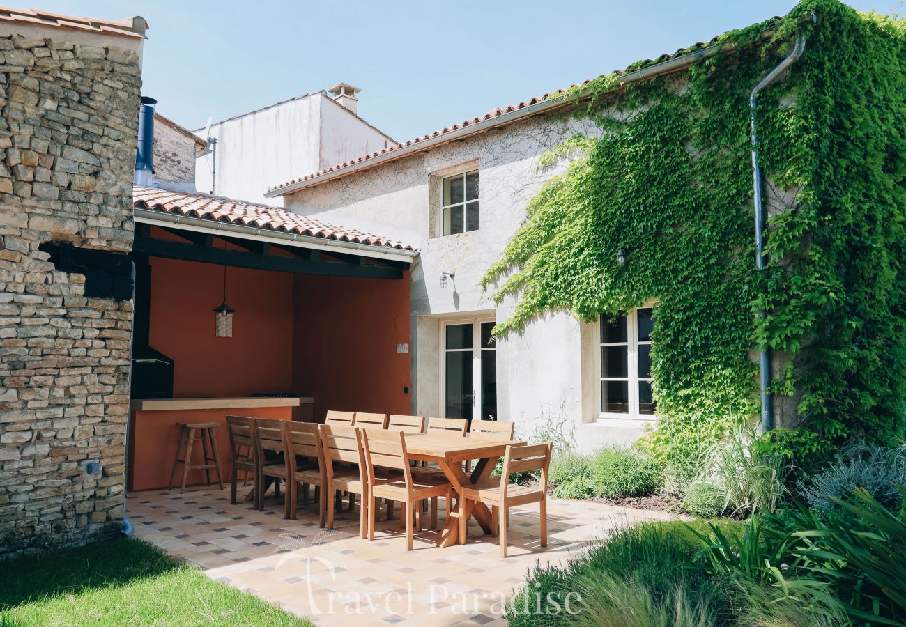 Villa à La Couarde sur mer - Casa Pinea